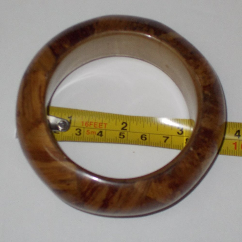 EUC, Beautiful Wood Bangle Bracelet